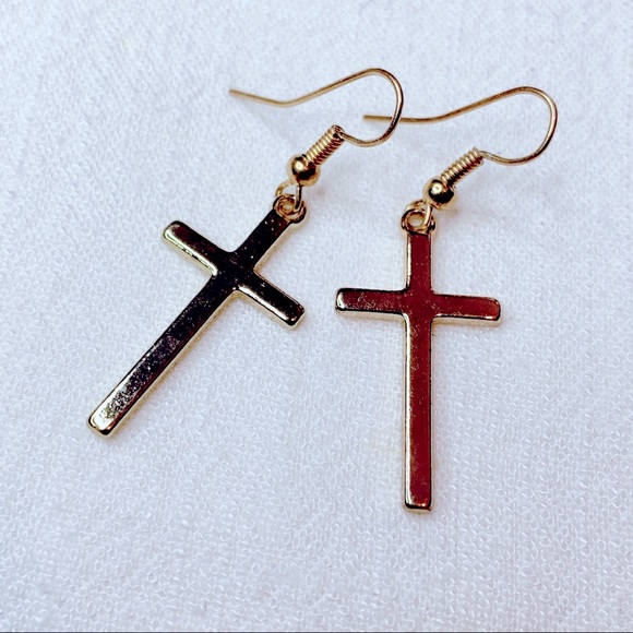 ❣️$25/3❣️ Gold Plated Dangle Cross Earrings - Picture 3 of 9